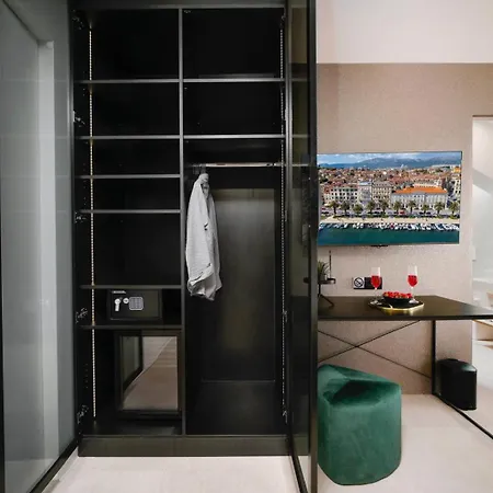 Appartement Patricia & Gemini Luxury *